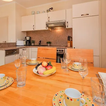 Sunshine Semesterbostad *